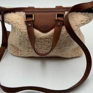 BEAUTIFUL UGG Purse - very RARE in classic shearling sheepskin